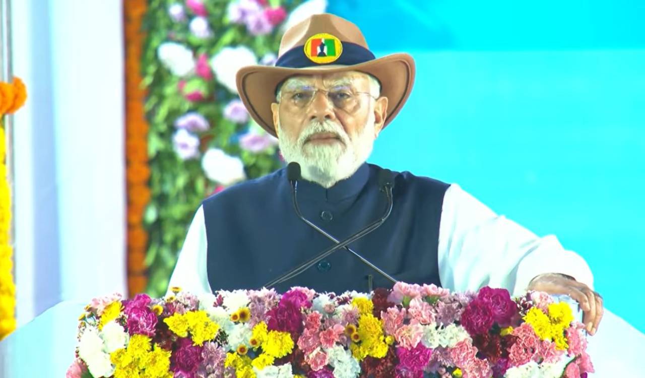 2026 మార్చి నాటికి నక్సలిజం లేని దేశంగా భారత్: ప్రధాని మోదీ