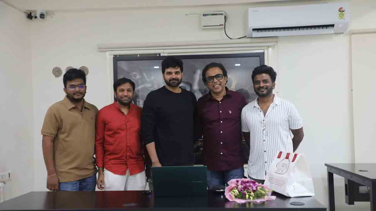 అక్టోబర్ 2న విడుదల కానున్న టైమ్ లూప్ చిత్రం 'ఏ నిమిషానికి ఏమి జరుగునో'