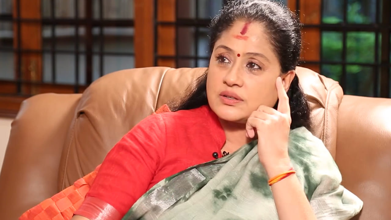 దర్శకుడు టి. కృష్ణతో అనుబంధంపై నటి విజయశాంతి వ్యాఖ్యలు