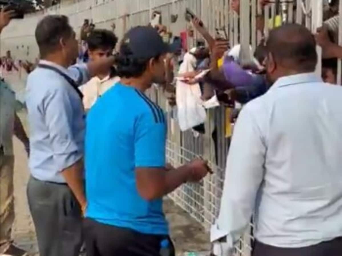 దులీప్ ట్రోఫీలో వైభవ్ సూర్యవంశీ బ్యాటింగ్, చెన్నైలో అభిమానుల సందడి