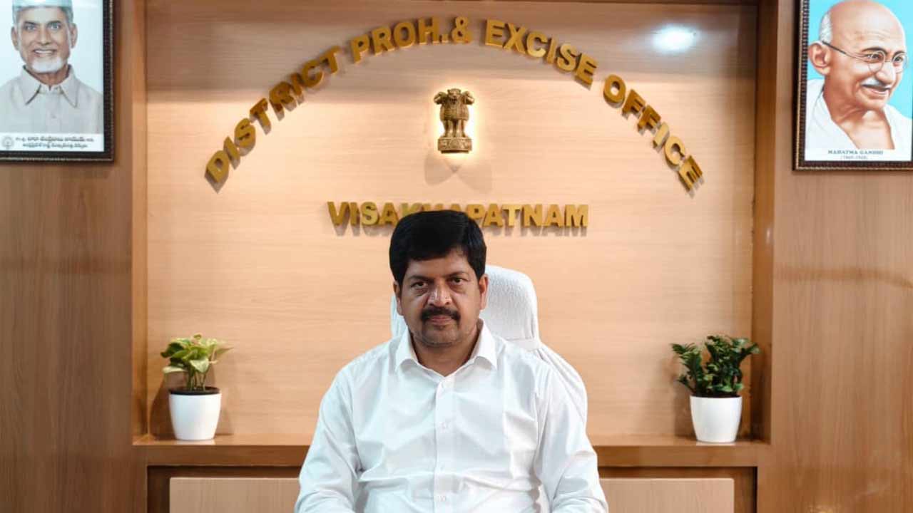 ఏపీలో కొత్త మద్యం పాలసీ: షాపుల కేటాయింపుపై మంత్రి కొల్లు రవీంద్ర ప్రకటన