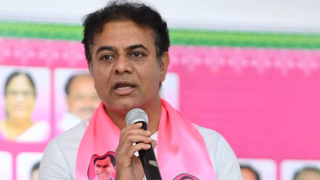 హైడ్రా అరాచక సంస్థ, అధికారంలోకి వస్తే బంగాళాఖాతంలో వేస్తాం: కేటీఆర్