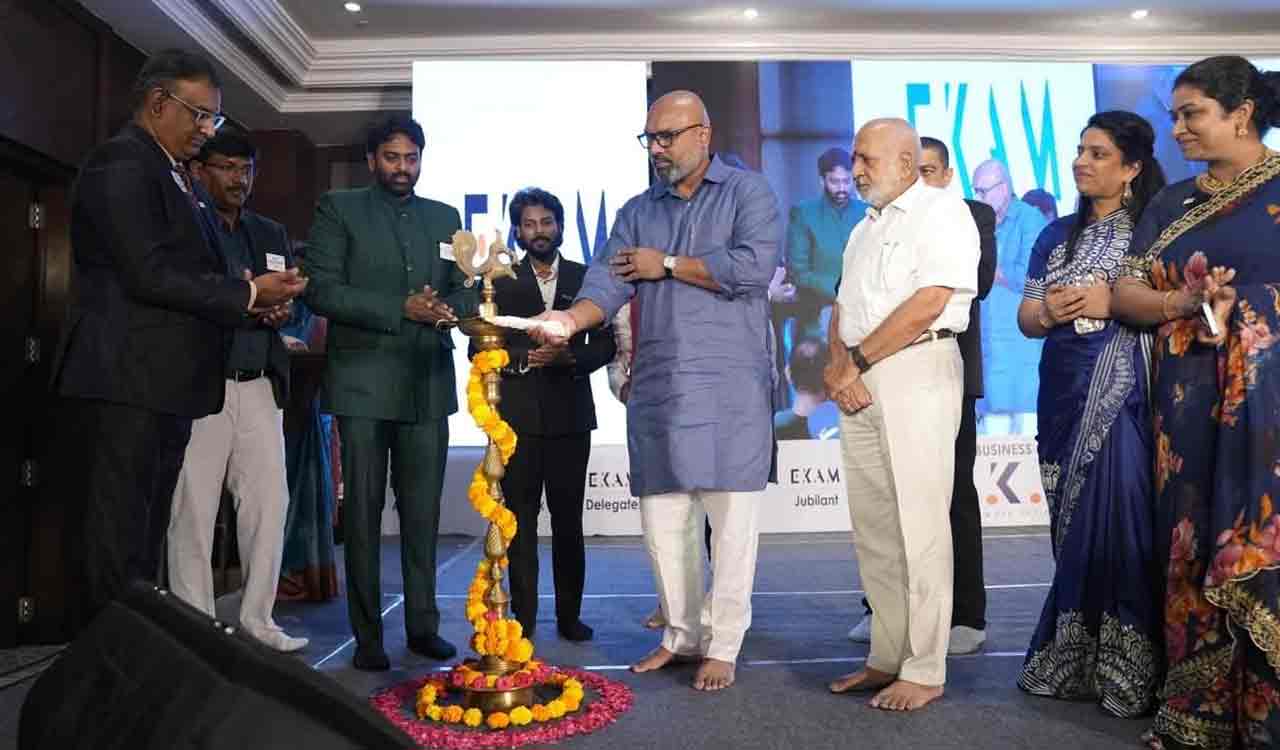 హైదరాబాద్లో ఏకాం బిజినెస్ కాన్క్లేవ్, 300 మంది పారిశ్రామికవేత్తల భేటీ