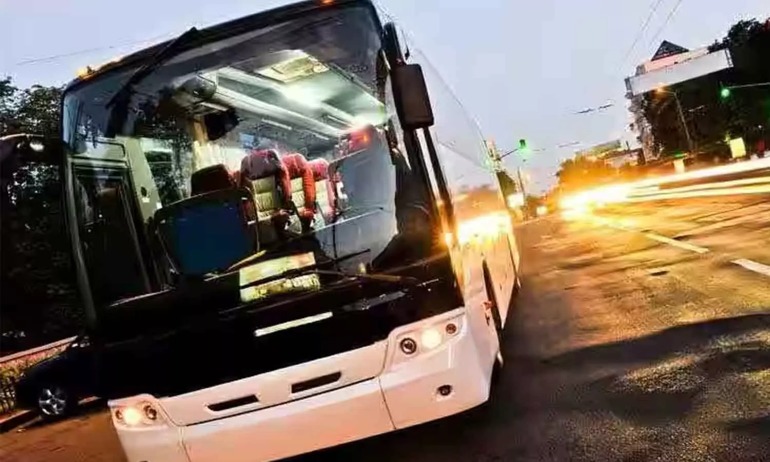 హైదరాబాద్లో పర్యాటకుల కోసం ప్రత్యేక షటిల్ బస్సు సర్వీసులు