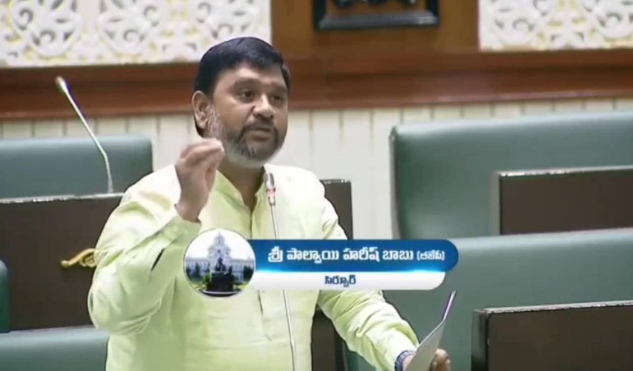 జిల్లాల్లో ఐటీ టవర్ల దుస్థితిపై అసెంబ్లీలో బీజేపీ ఎమ్మెల్యేల నిరసన