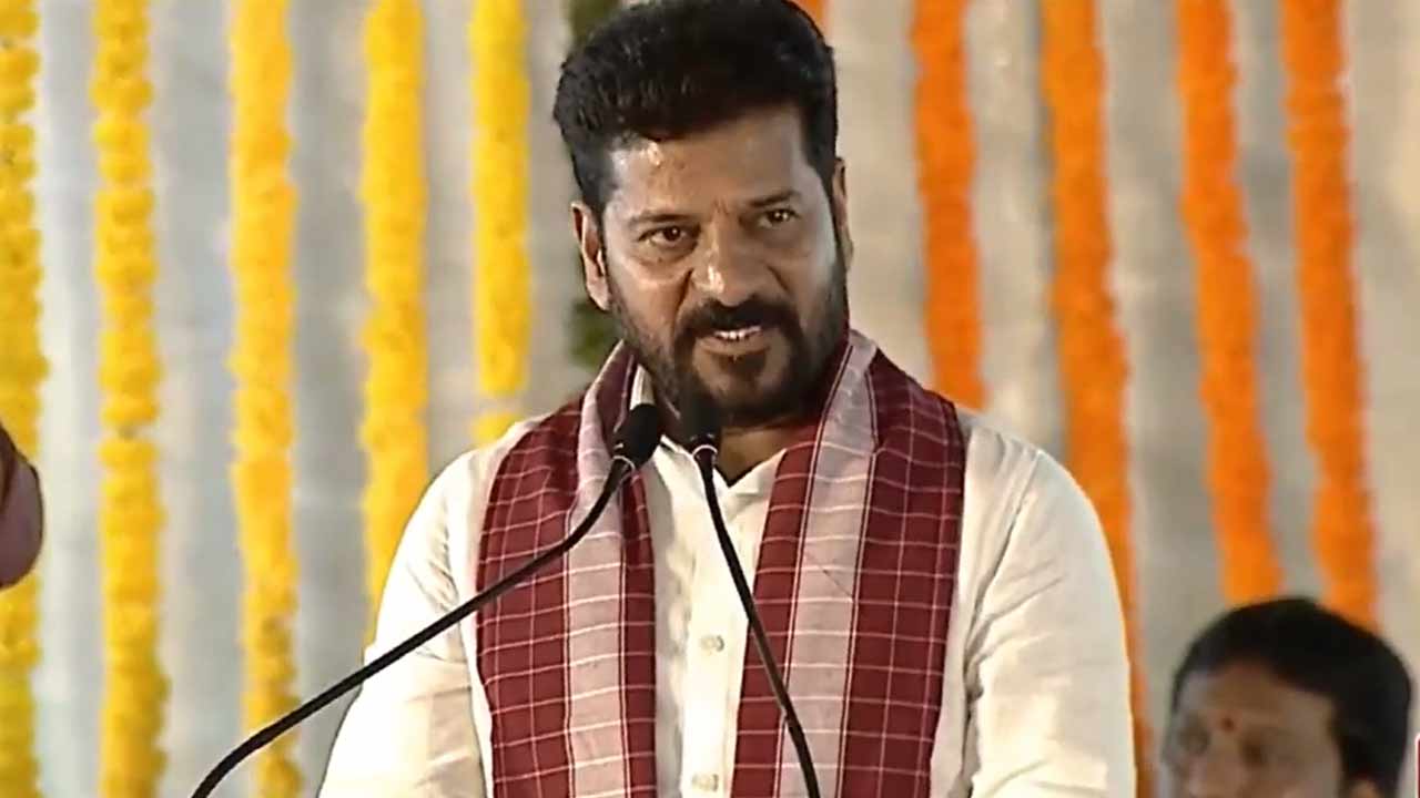 కేసీఆర్ హయాంలో అప్పులు రూ.8.11 లక్షల కోట్లు: సీఎం రేవంత్ రెడ్డి