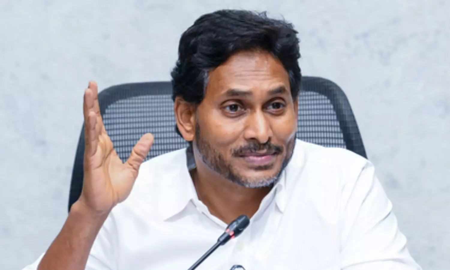 క్విడ్ ప్రో క్వో కేసులో జగన్ విచారణ వేగవంతం చేయాలని ఈడీ పిటిషన్