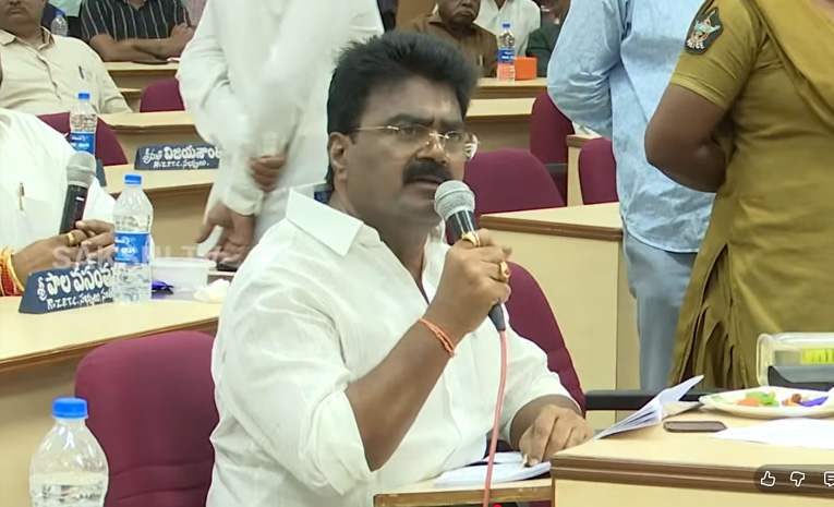 మంత్రి పదవి కోసం కూన రవికుమార్ వివాదాస్పద వ్యాఖ్యలు