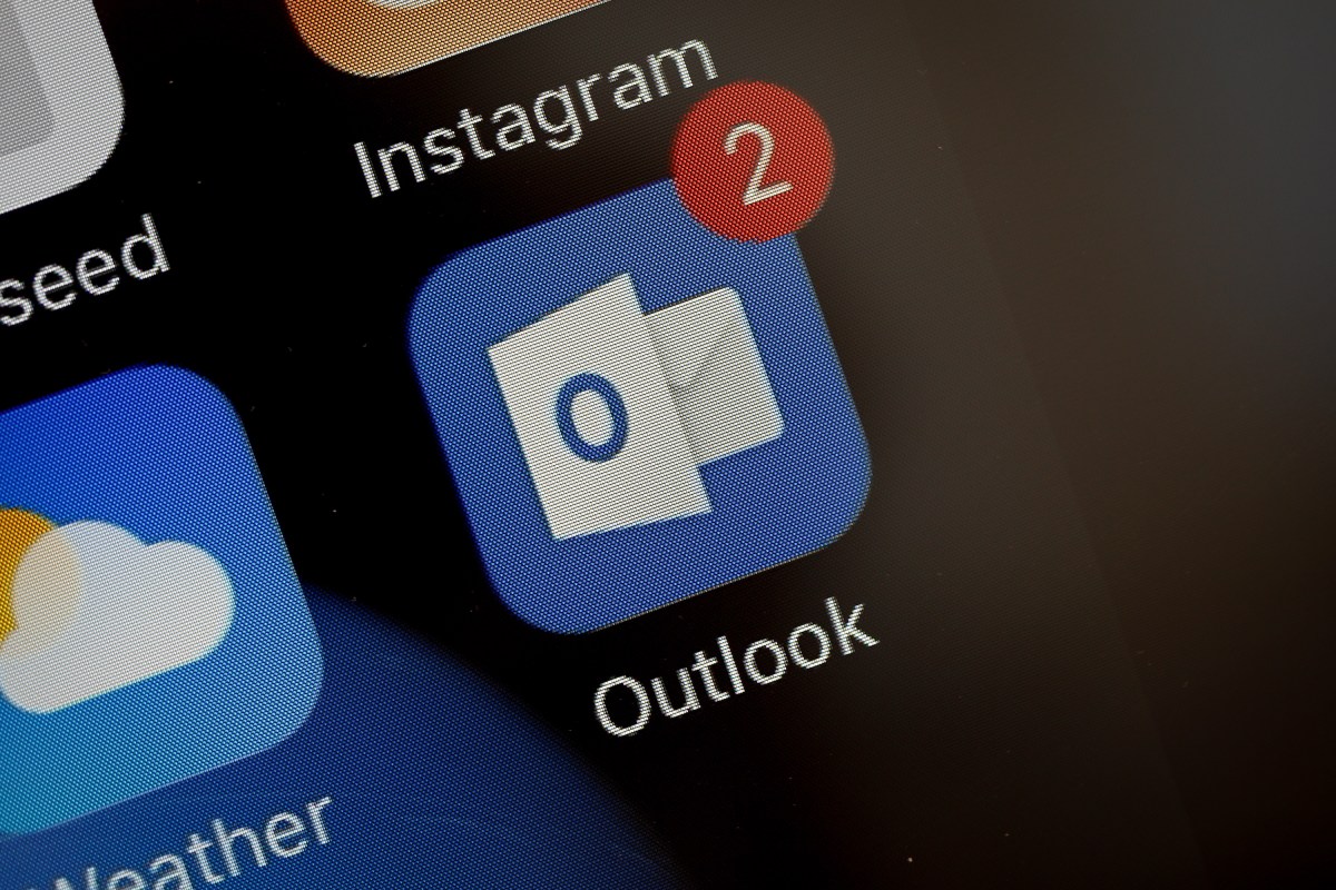 Microsoft Outlook సేవలకు అంతరాయం, ఇమెయిల్ పంపడంలో వినియోగదారుల ఇబ్బందులు