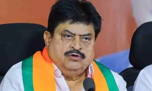 నల్లగొండ పర్యటనకు వెళ్లకుండా బిజెపి అధ్యక్షుడు రామచంద్రరావు హౌస్ అరెస్ట్