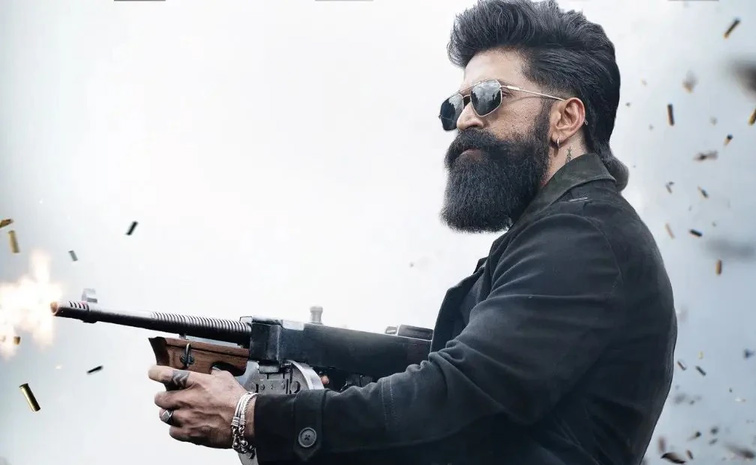 నెగెటివ్ టాక్ వచ్చినా బాక్సాఫీస్ వద్ద దూసుకెళ్తున్న యశ్ 'టాక్సిక్'