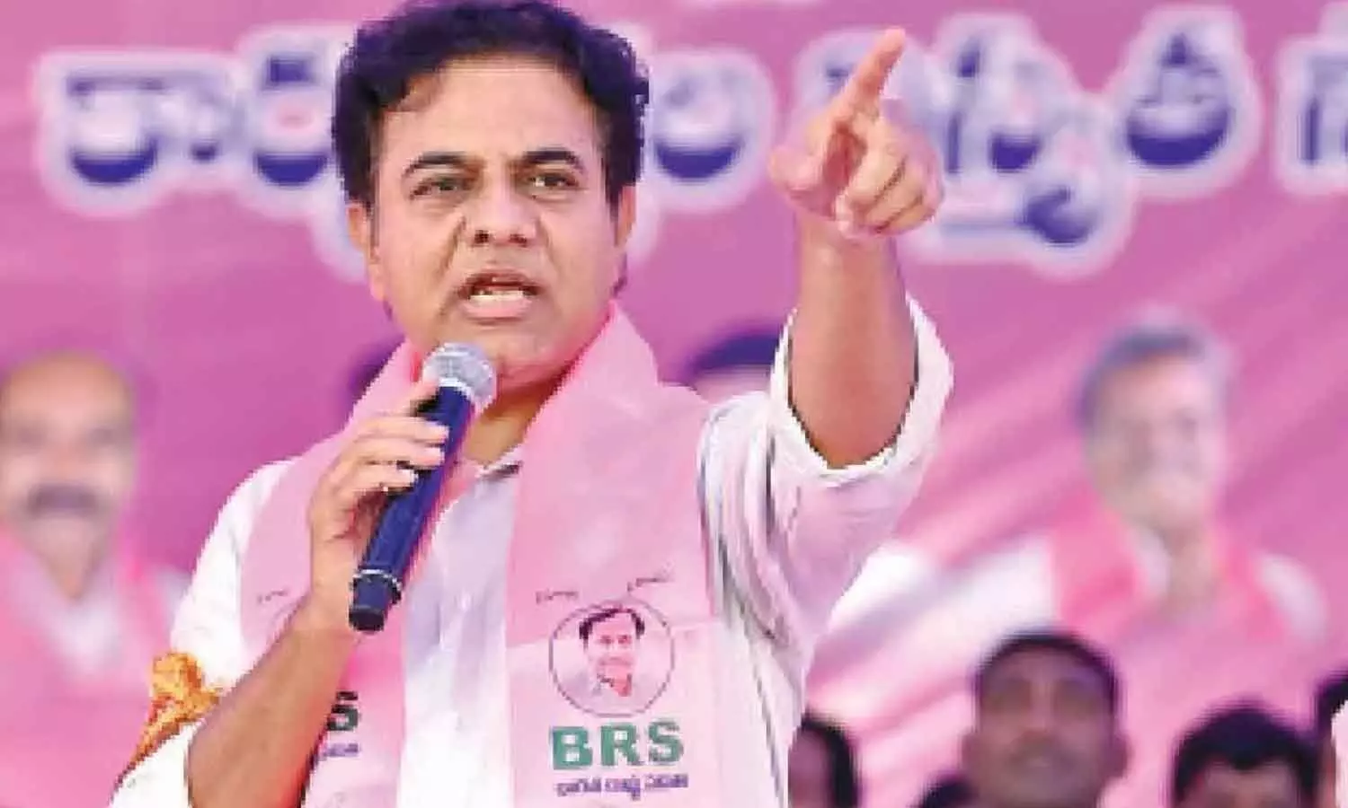 పార్టీ మారిన ఎమ్మెల్యేలందరూ రాజీనామా చేయాలి: కేటీఆర్ డిమాండ్