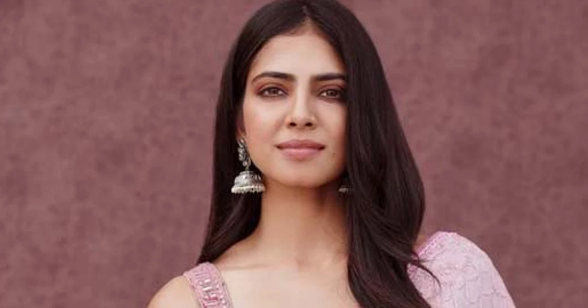 ‘సర్దార్ 2’ కోసం 60 అడుగుల ఎత్తు నుంచి దూకిన మాళవిక