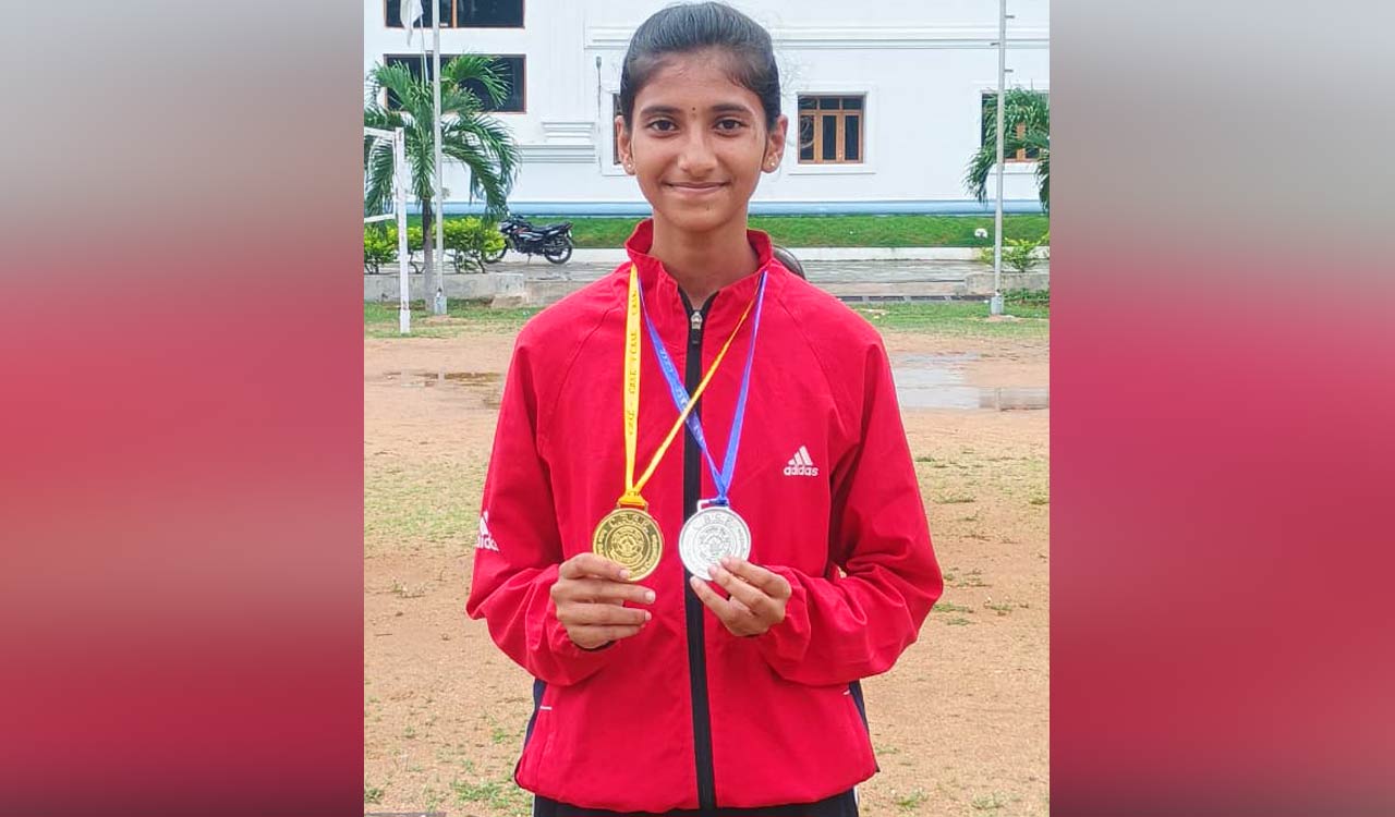 సీబీఎస్ఈ నేషనల్స్కు కరీంనగర్ క్రీడాకారిణి నాగ చైత్ర అర్హత