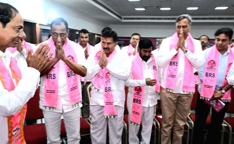తెలంగాణ భవన్లో బీఆర్ఎస్ మాక్ అసెంబ్లీ: నేతలకు కీలక పాత్రలు