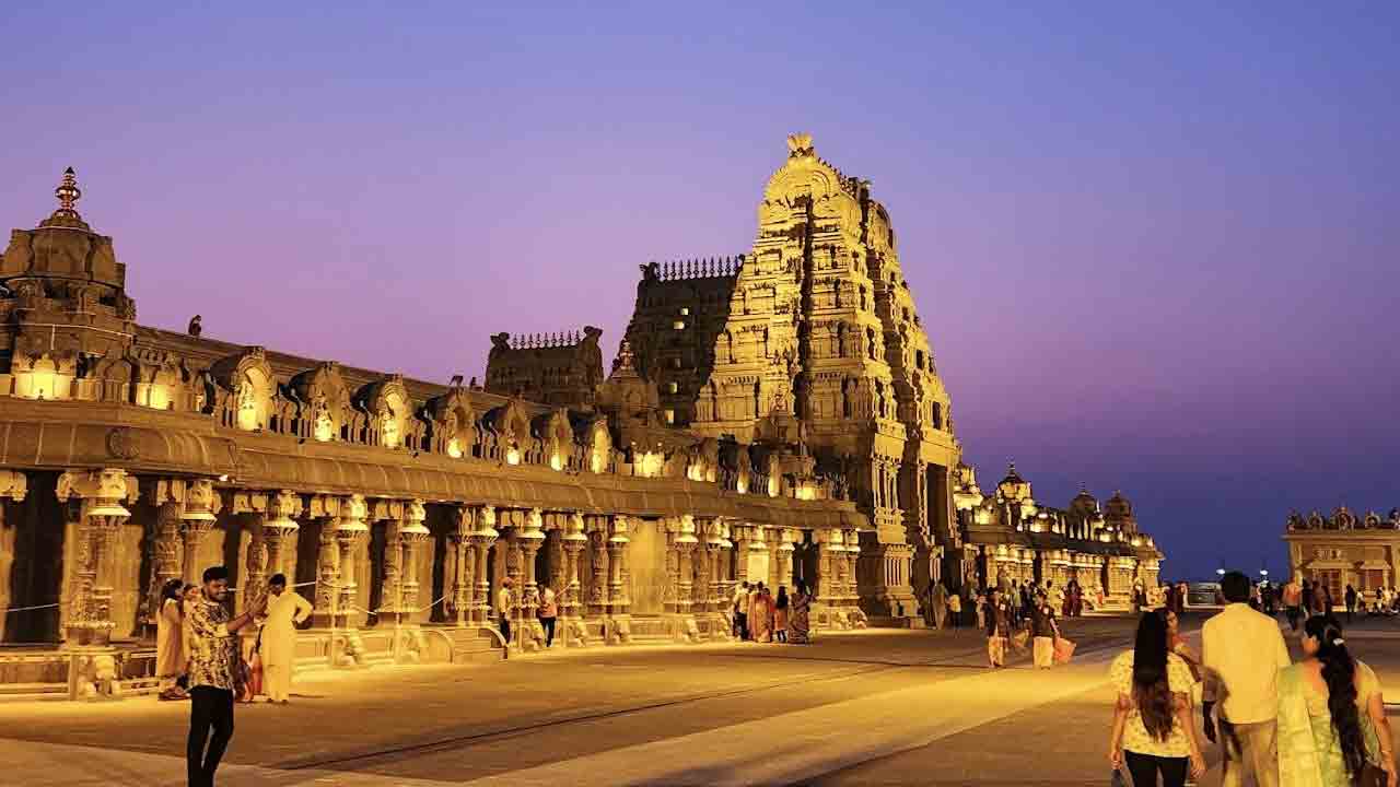 యాదగిరిగుట్ట మొక్కు వస్త్రాల టెండర్ పొడిగింపుపై హైకోర్టు ఆగ్రహం